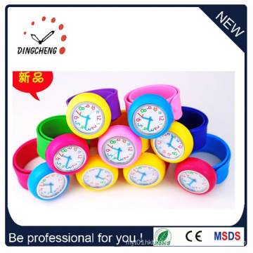 Promotion Boys Girls Silicone Bracelet Slap Wrap Watch (DC-086)